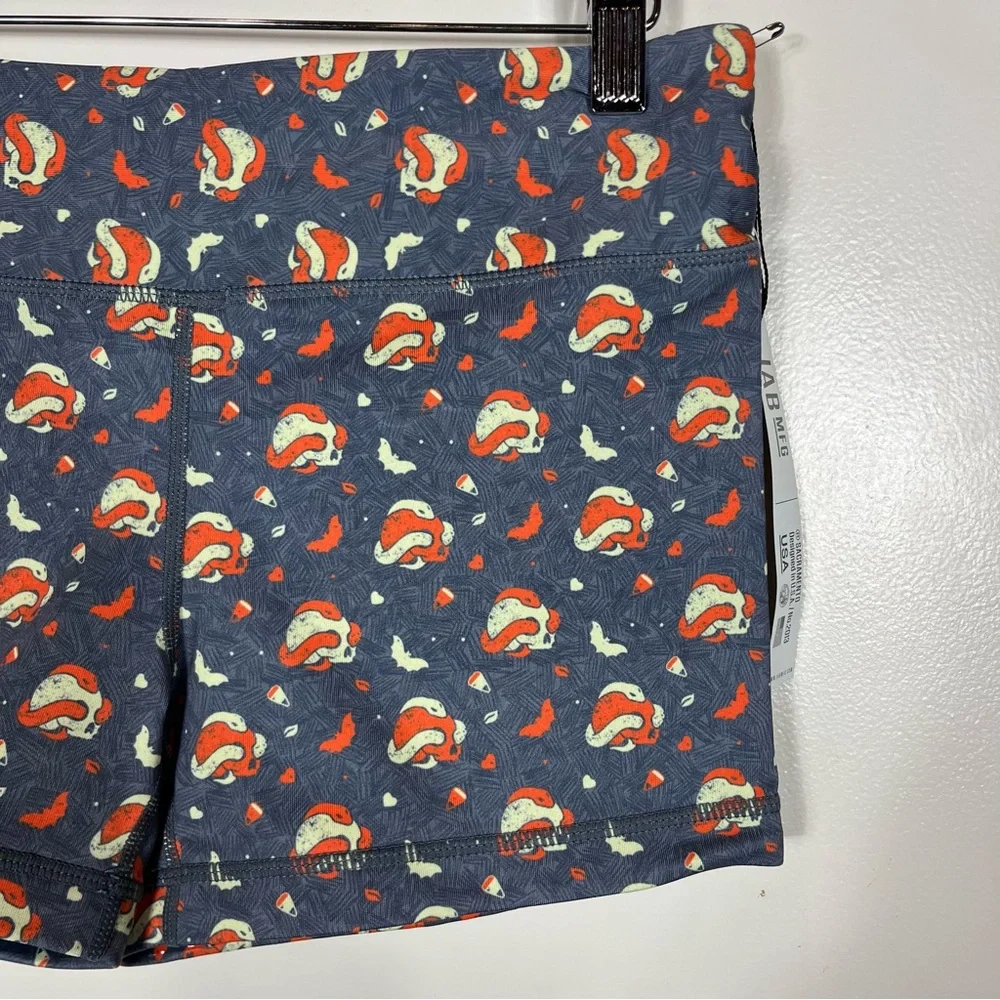 IAB MFG‎ Spandex Gym Shorts 8 Medium Weightlifting Athletic Sports Skull Snake